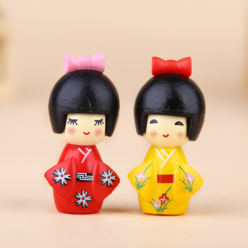 New Japanese Cute Girl Figurin - Bonsai Garden Japan recension och pris